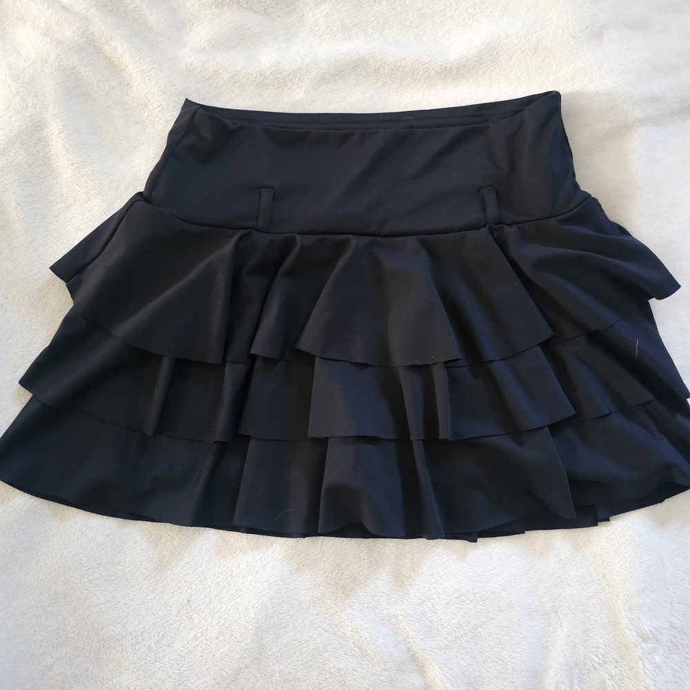 HALARA Black Tiered Skirt